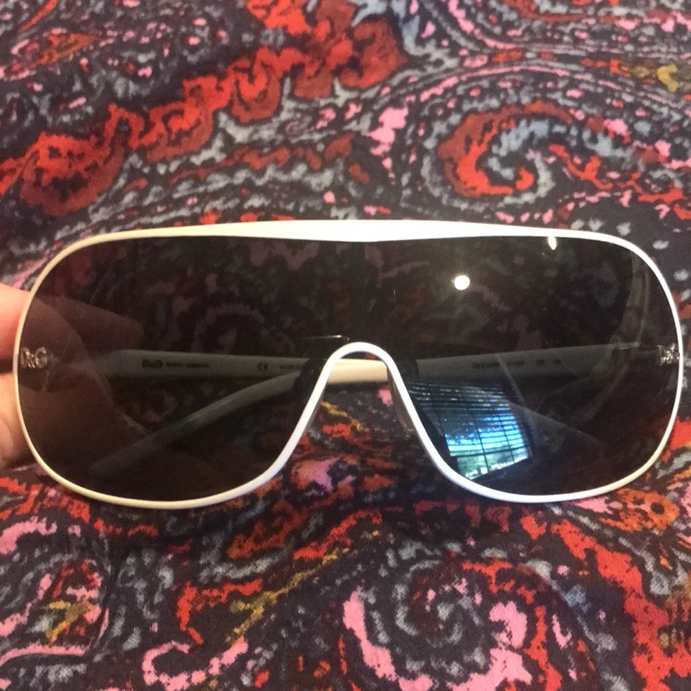 *Authentic* D & C Sunglasses